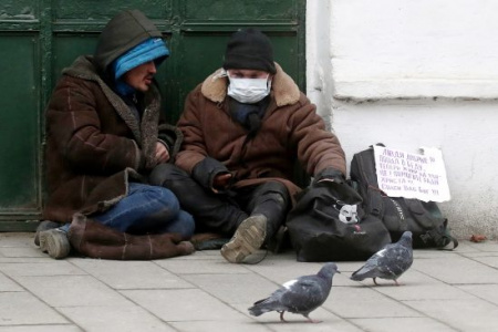 /upload/iblock/71a/bezdomnye-koronavirus-549x366.jpg